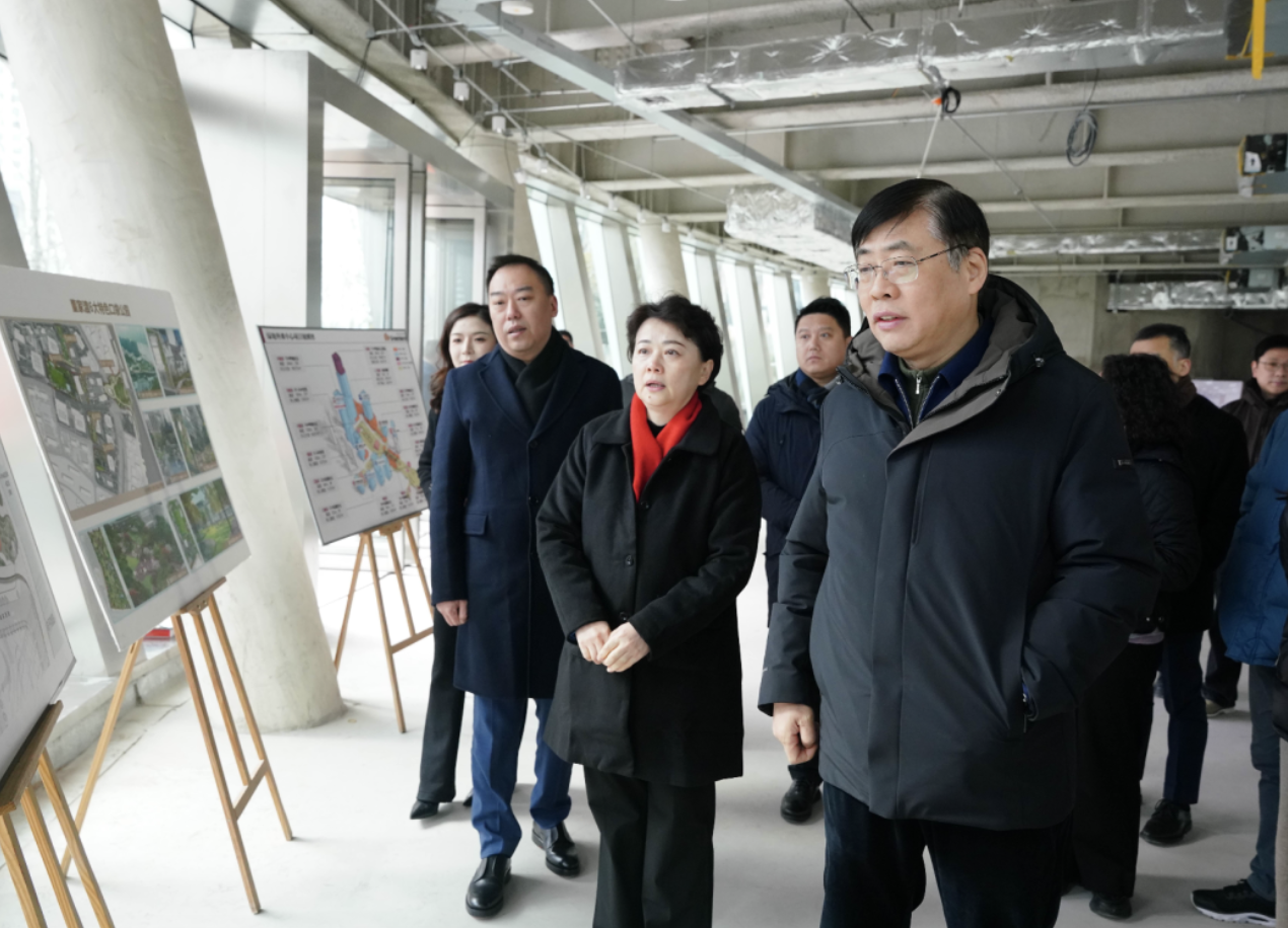 新春新气象 | 上海黄浦区委区政府开年调研就来到谈球吧外滩中心，大力支持项目加速建设及招商运营，打造高质量发展新标杆